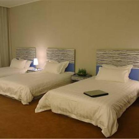 The Land Hotel Xangai Exterior foto